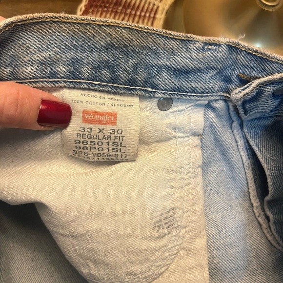 Wrangler Light Blue Denim Shorts - Picture 4 of 6